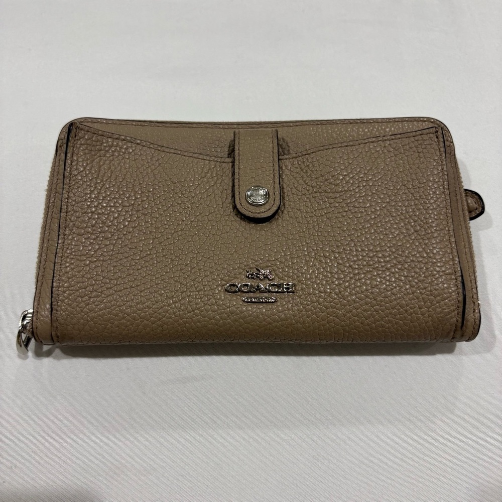 Coach Taupe Pebbled Leather Accordion Zip Wallet Organizer